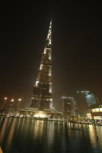 Uzun, çok uzun... Burj Khalifa...