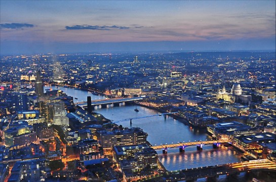 Mina Urgan'ın anılarında bahsettiği Londra'nın aksine, Londra pek 