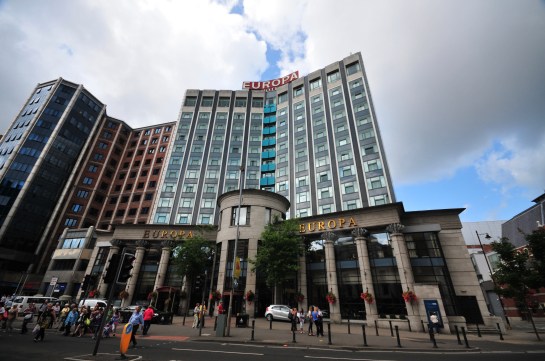 Avrupa'nın en çok bombalanan oteli Belfast'taki Europa Hotel...