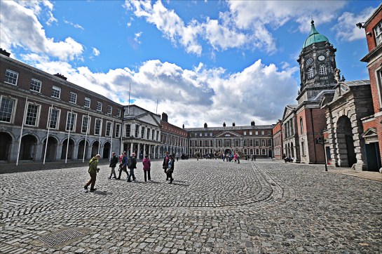 Dublin sokakları ve mimarisi en iyi kaybolarak keşfedilir.